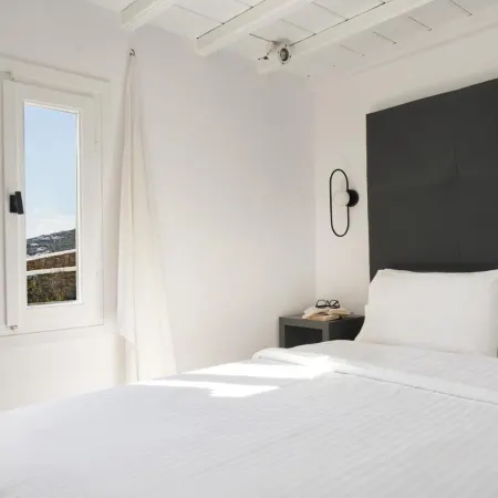 Almyra Guest Houses Отели рядом с достопримечательностью «Ресторан Scorpios Mykonos»