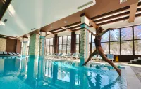 Terra Hotel - Pools