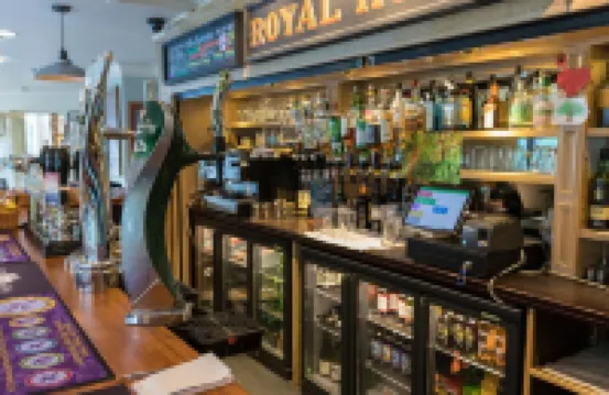 普拉斯和貝雷尼恩酒店