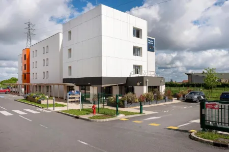 Ace Hôtel Paris Sud Villabe Отели в г. Ормуа