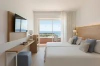 Hotel Cala Font