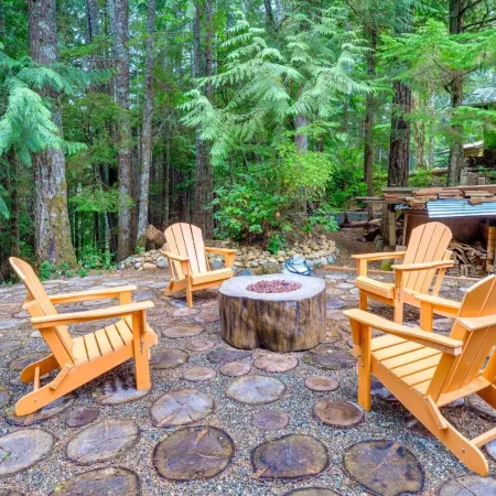 Adorable A-Frame Cabin, Steps to Lake Cushman!