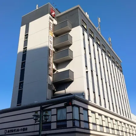 Hotel Sunroute Tochigi Отели рядом с достопримечательностью «Железнодорожный вокзал Тотиги»