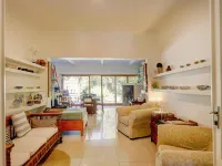 John Bauer Pottery Studio Hotels near Athlone Stadium