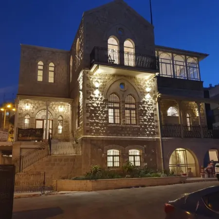Cohen's Boutique Hotel