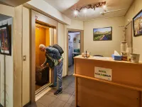 La Caravelle Hotels in Riom
