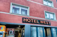 Hotel West Hotels in der Nähe von Blohm + Voss Trockendock