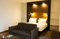 Motel One Düsseldorf Hauptbahnhof - parcheggio