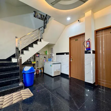 Satya Nikunj INN