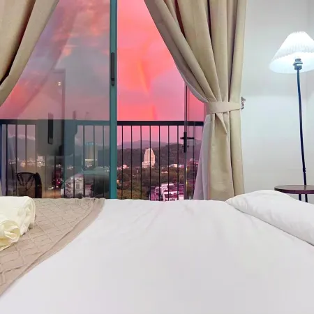 HG Bay Premier Suites Hotels in Kota Kinabalu