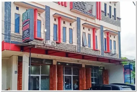 Hotel Dheadita Syariah Sungai Penuh Mitra RedDoorz Отели в г. Dusun Baru Semurup