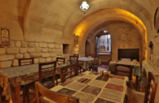 Heaven Cave House - Razziya Evi