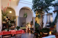 Casa de Huéspedes Santa Maria - Homestays
