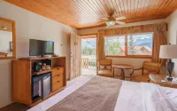 The Crossing Hotels in der Nähe von Waterfowl Lakes