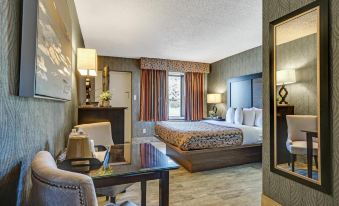 Blue Creek Inn