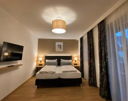 Gasthaus Steidl Отели в г. Оберхаузен