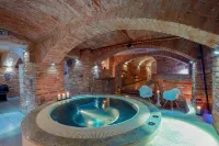 Penzión Wellness & Restaurant Zoborská, Free Parking Hôtels à : Nitra