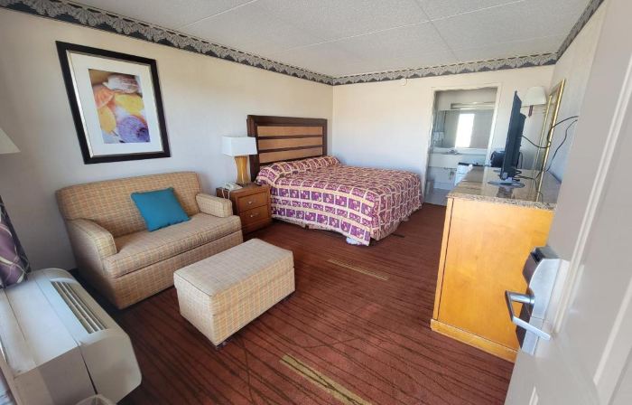 Studio 9 Inn & Suites