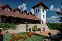Chateau Purcari - parking