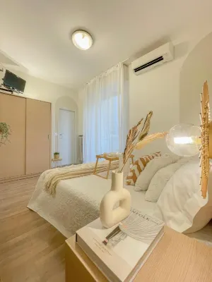 Americana Beach House