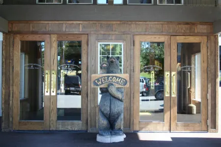 Kwataqnuk Resort & Casino Отели в г. Биг Арм