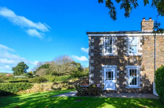 Green Acres Cottages