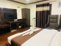 Qotel Express Sandberry Prashant Vihar