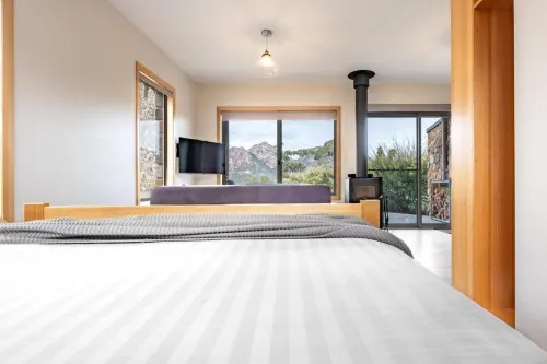 Freycinet Stone Studio 4