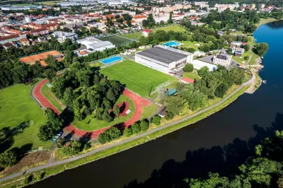 Active體育館 酒店