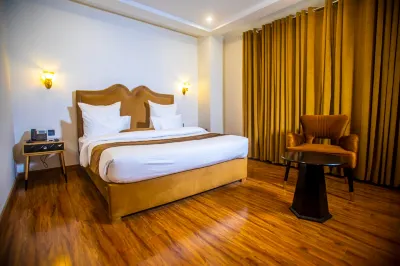 The Rich Hotel and Apartments Hotels near Theme Park View Society
