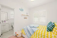 Cozy Retreat Near Downtown Perfect for Families