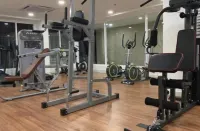 Champs Elysees Homestay by Landmark @ Kampar - С тренажерным залом