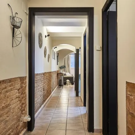 BBarcelona Parallel Apartment Отели рядом с достопримечательностью «Площадь Реиал»