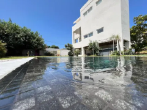 ダレッドルージュ