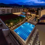 Julian Club Hotel - pantai