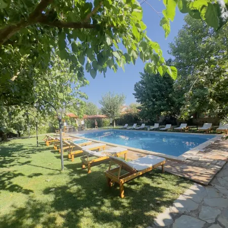 Mogla Tashan Hotel
