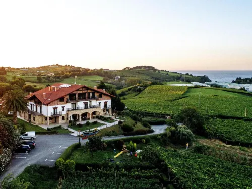 Usotegi Hotels in Getaria