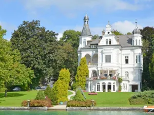 Dermuth Hotels – Parkvilla Worth