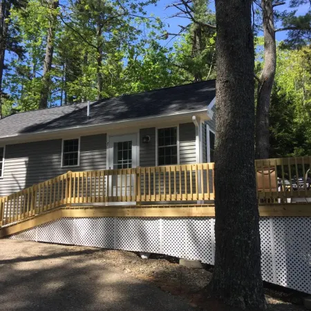 Pine Grove Cottages Отели в г. Линкольнвилл
