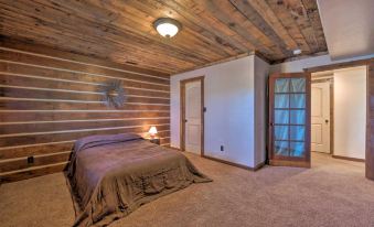 Secluded Sterling Abode Near Palisade State Park!