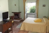 أنتيكا لوكاندا ديلا فيا فرانتشيجينا Hotels near Località Felceto