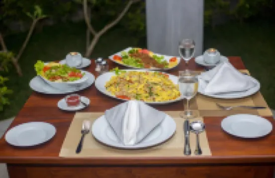 安納尼亞海灘度假村 漢班托特酒店