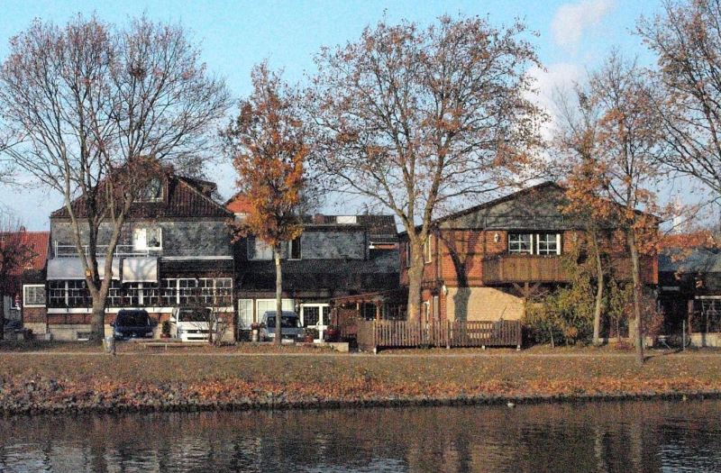 Alter Dorfkrug am Kanal