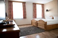 Hotel Deutsches Haus Anno 1898 Hotels in Sonthofen