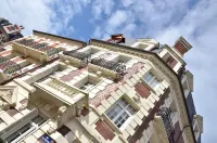 Hôtel le Fer à Cheval Hotels in Trouville-sur-Mer