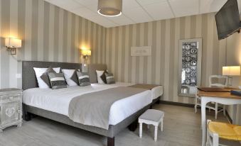 Logis Hôtel-Restaurant les Voyageurs