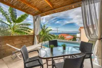 Kozanos Suites with Private Pool Hoteles en Alykes