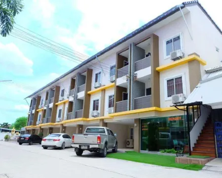 Memory Place Samphran Hotels in Sam Phran