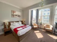 The Broadway Hotel Hotel di 