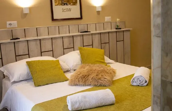 酒那波利花園酒店